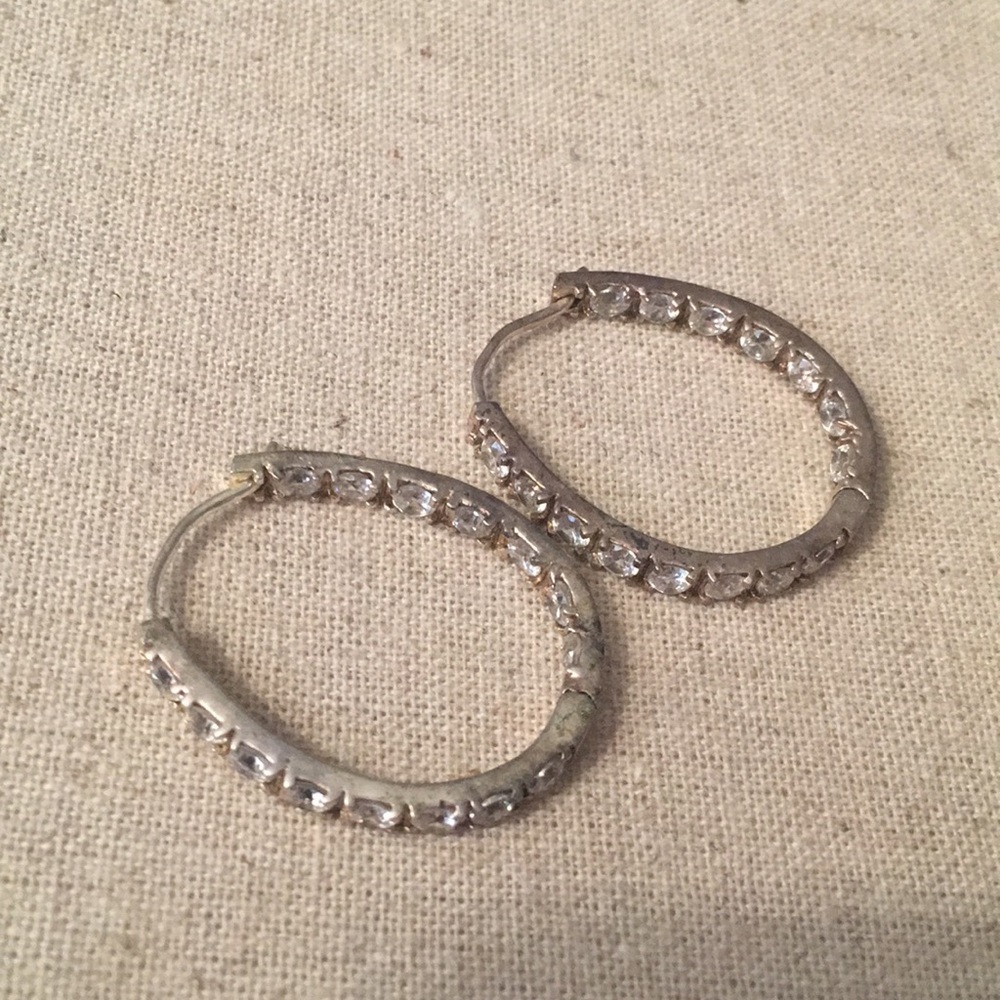 Earring bundle - Picture 2 of 4